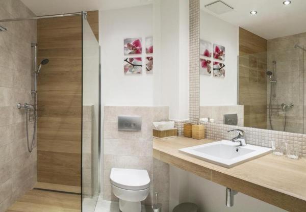 Triton Apartments In Варшава Экстерьер фото